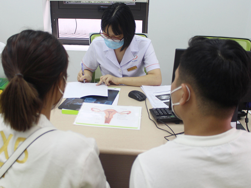 nguoi-phu-nu-cau-cuu-bac-si-sau-3-ngay-thu-gon-vung-kin