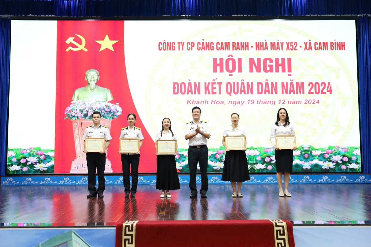 cang_cam_ranh_tham_gia_hoi_nghi_doan_ket_quan_dan_nam_2024_5