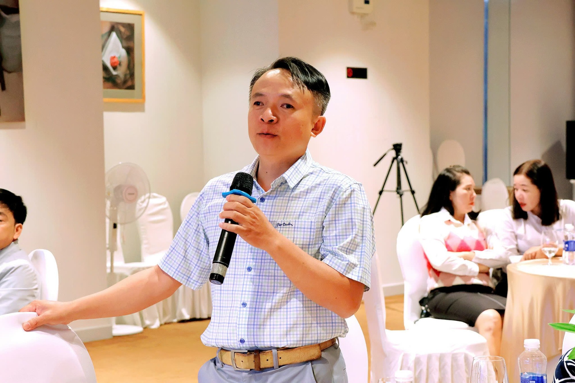 y_kien_phan_hoi_cua_khach_hang_cang_cam_ranh_2024_3